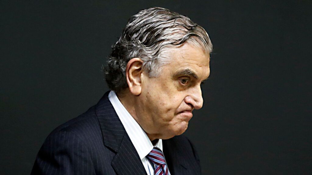 Petraglia.