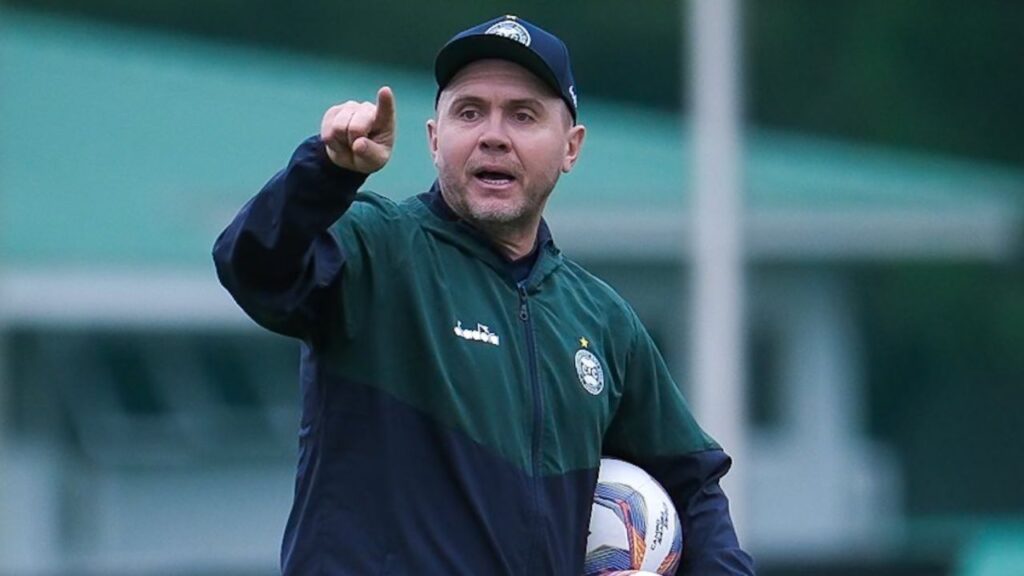 Técnico Mozart repete parceria com Dellatorre no Coritiba. Foto: Gabriel Thá/Coritiba