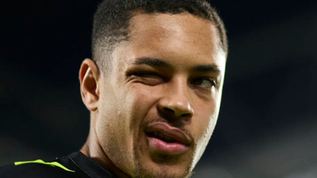 Vitor Roque