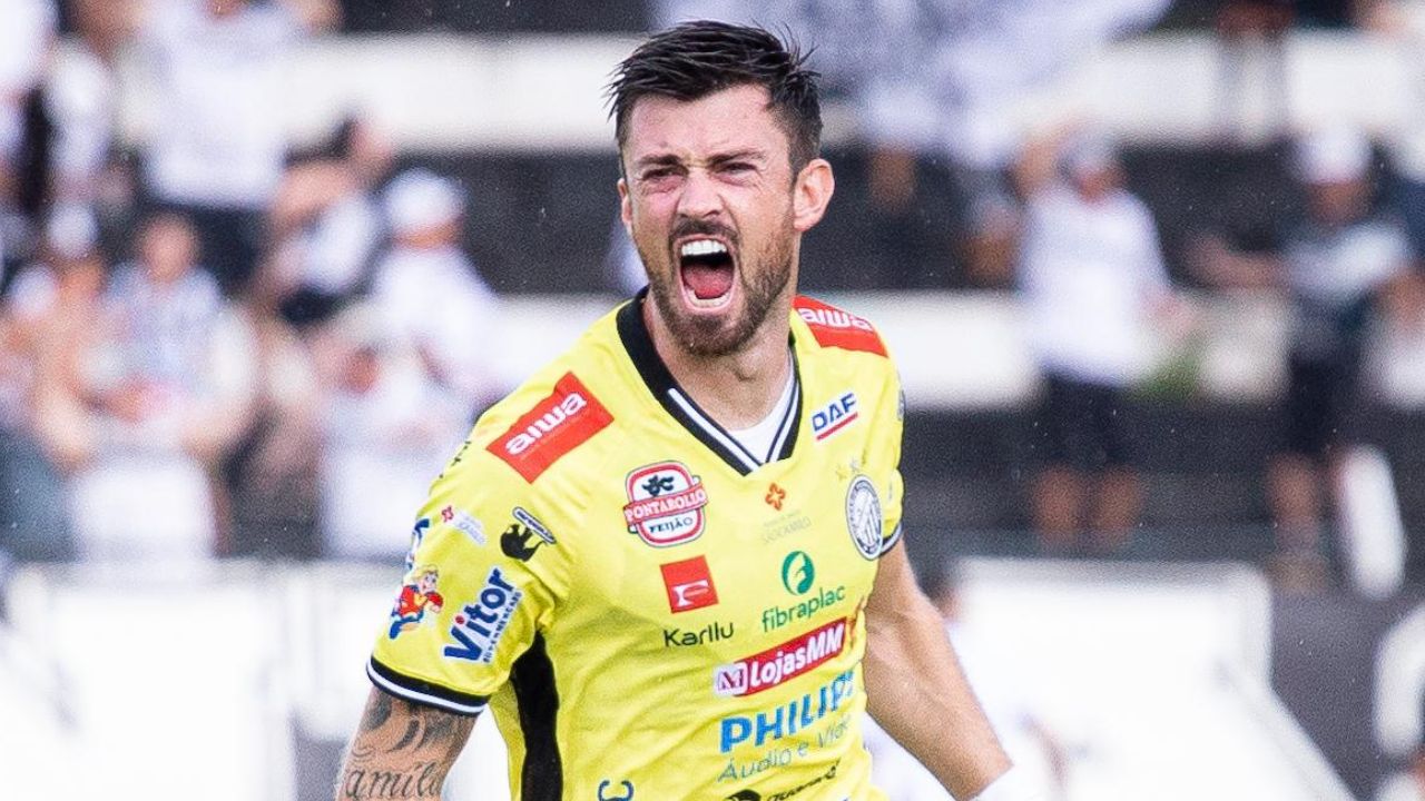 Operário terminou como líder da primeira fase do Paranaense