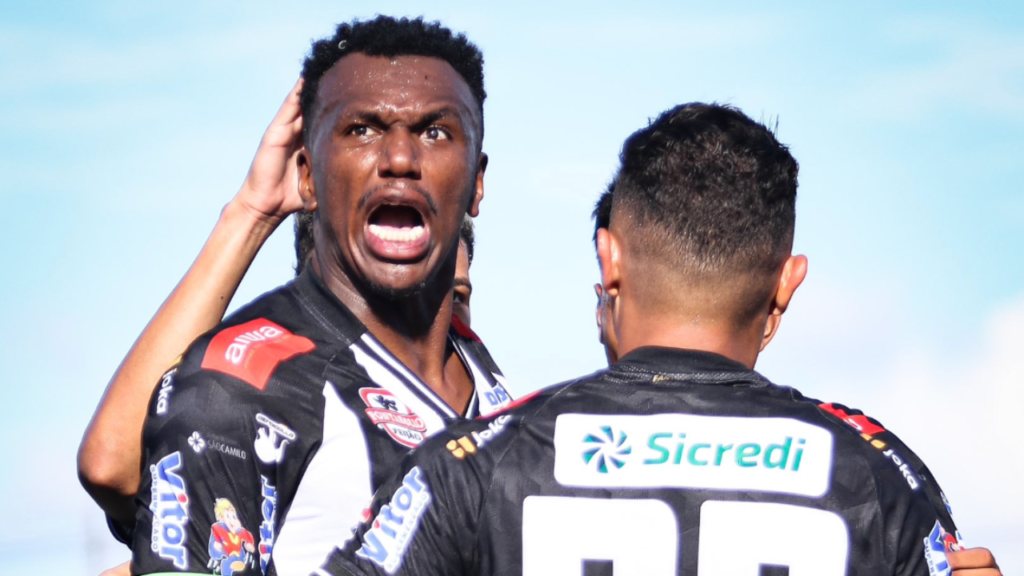 Jacy marcou o gol do Operário contra o São Joseense