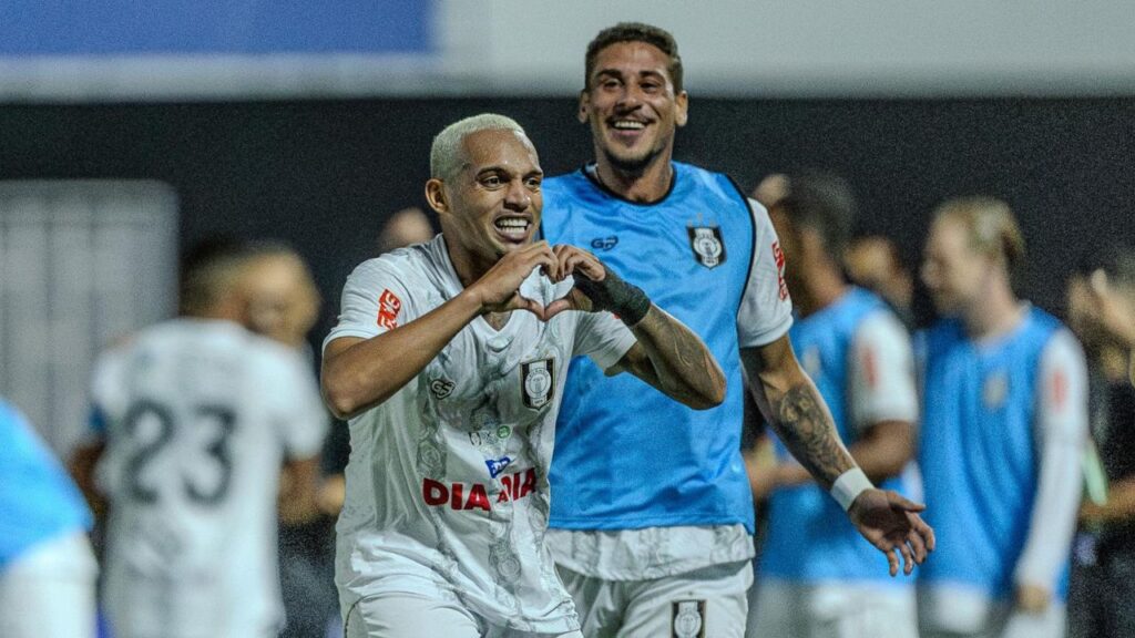 Ceilândia venceu Coritiba nos pênaltis. Foto: Diogo Neves De Carvalho/Gazetapress.