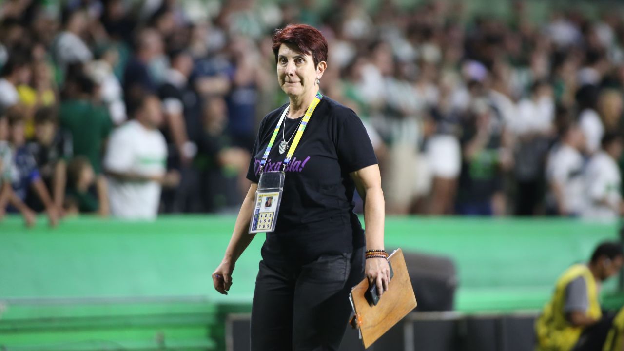 Silvia Matioski atua como delegada de partidas há 38 anos