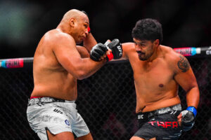 Suspenso por doping, brasileiro é cortado do plantel do UFC