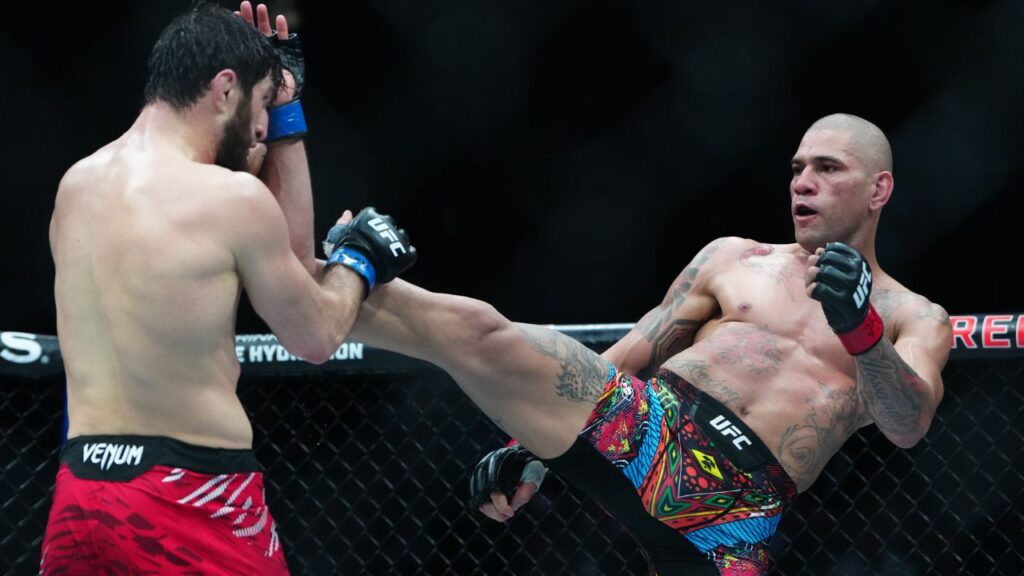 Magomed Ankalaev e Alex Poatan no UFC 313. Foto: Icon sport