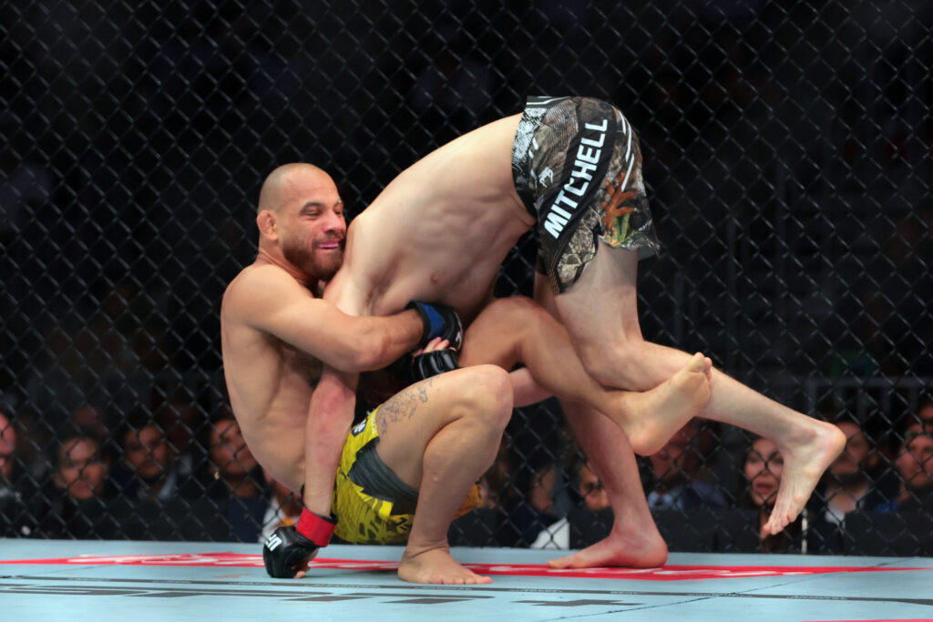 MMA: UFC 314 – Mitchell vs Silva