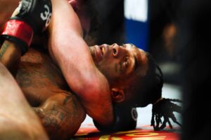 Preso, lutador do UFC foi encontrado pela polícia em local inusitado