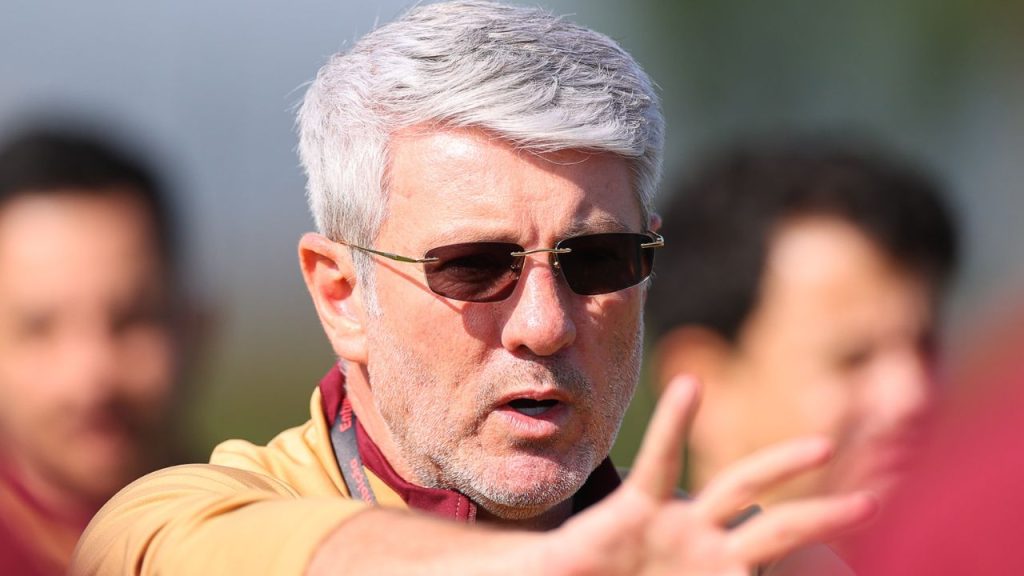 athletico odair hellmann transição base elenco principal