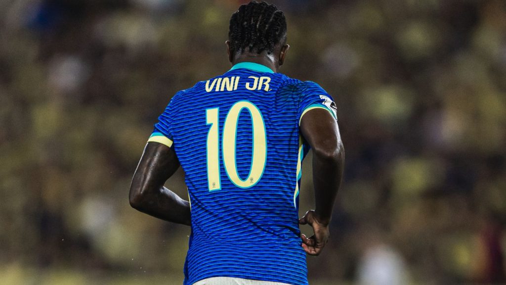 vini-jr-selecao-equador