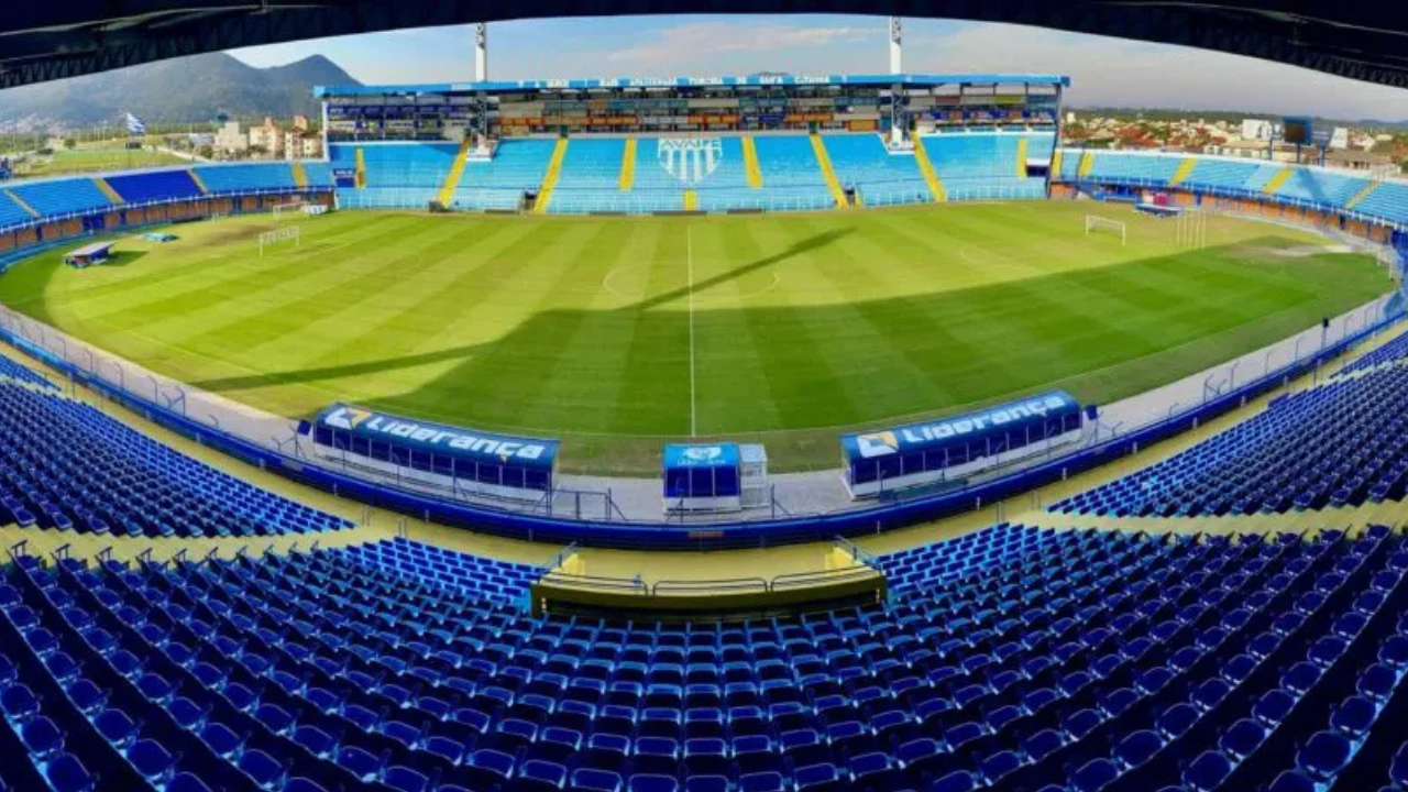 Avaí x Athletico medem forças pela Série B; acompanhe ao vivo
