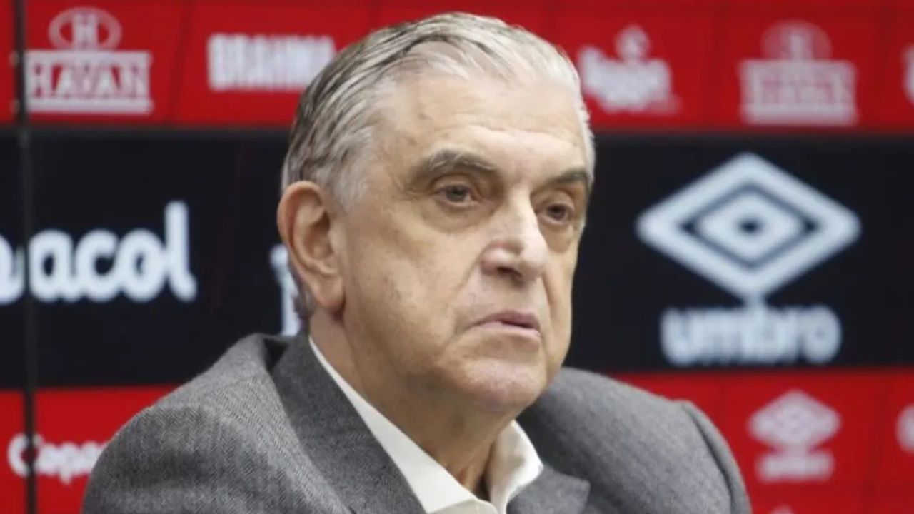 Corinthians empresta volante ao Grêmio após dar calote no Athletico