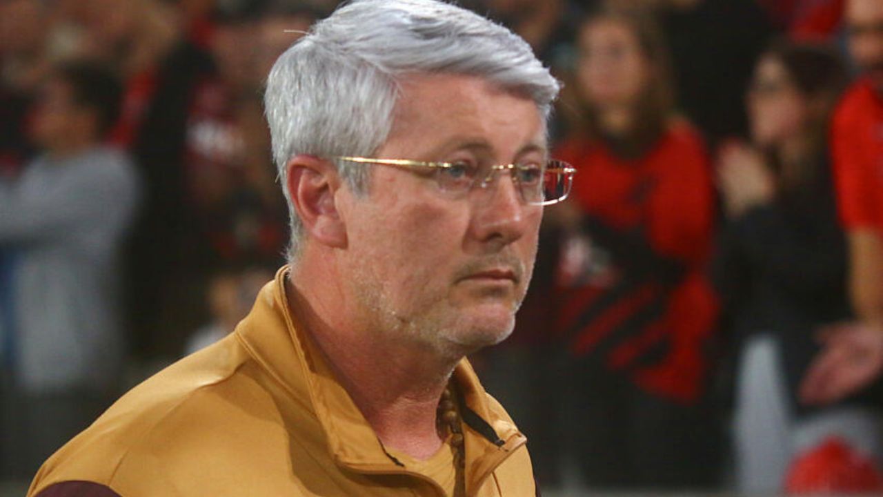 Odair Hellmann diz que Athletico tem “24 horas para chorar” derrota para o Coritiba