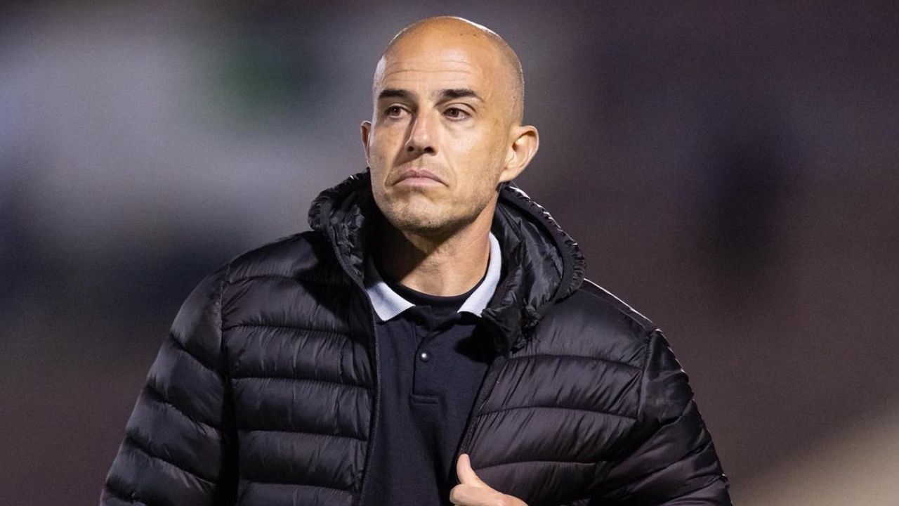 Adversário do Coritiba tem campanha melhor que o líder com técnico português