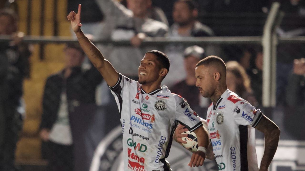 Promessa ex-Coritiba vira aposta de Alex e marca na vitória do Operário