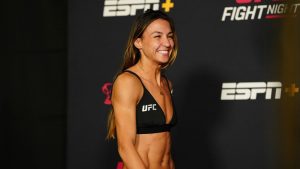UFC Abu Dhabi: Amanda Ribas abraça rivalidade e até tira adversária dos “melhores amigos”