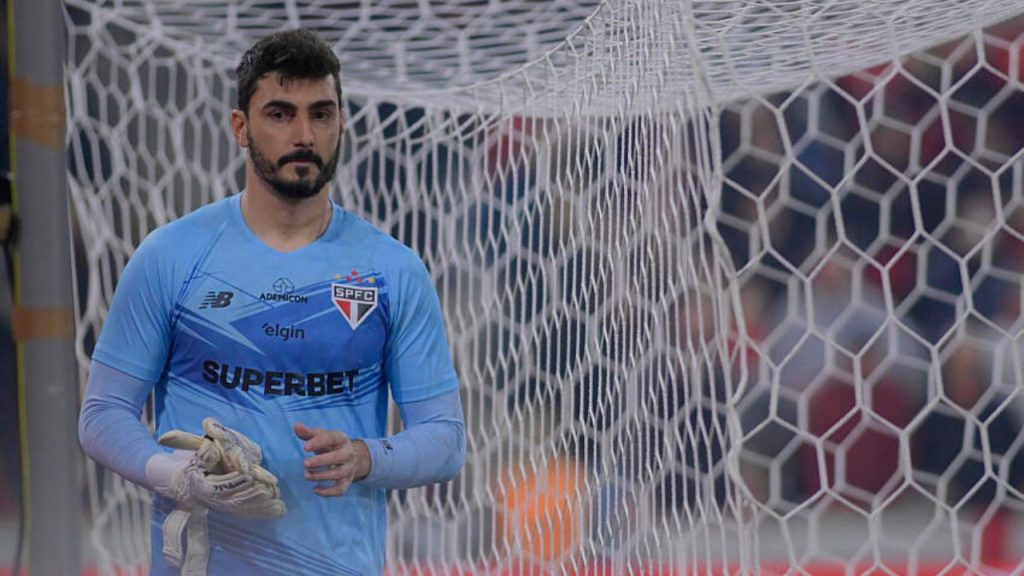 rafael-goleiro-sao-paulo-athletico