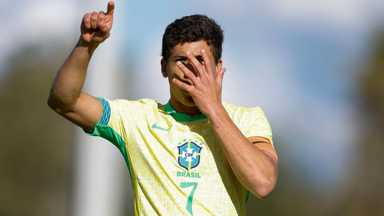 Promessa do Athletico marca gol em vitória da seleção brasileira sub-20