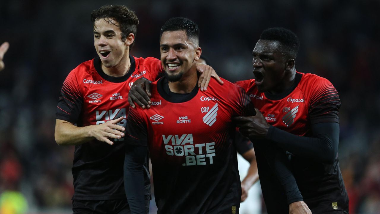 CBF muda data da partida entre Athletico e Corinthians na Copa do Brasil