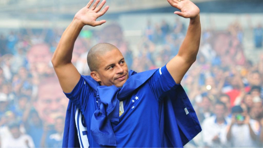 alex-cruzeiro-raposa