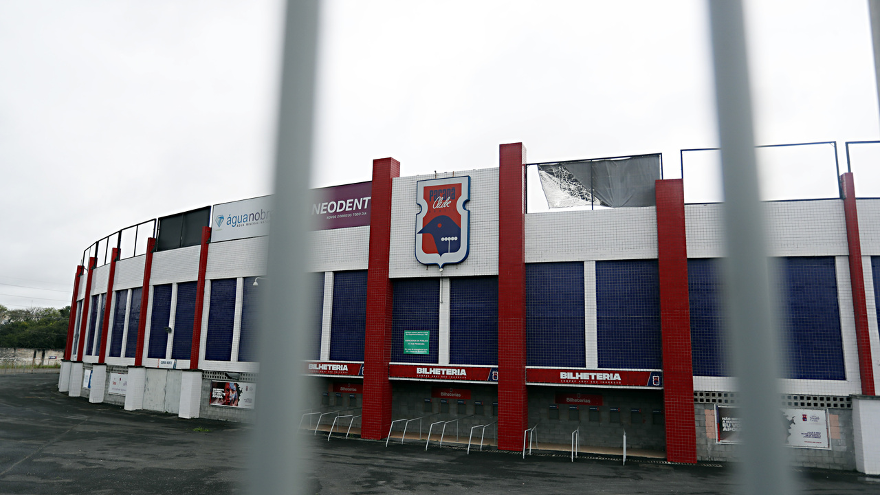 Após desistir do futebol em 2025, Paraná renova parceria polêmica