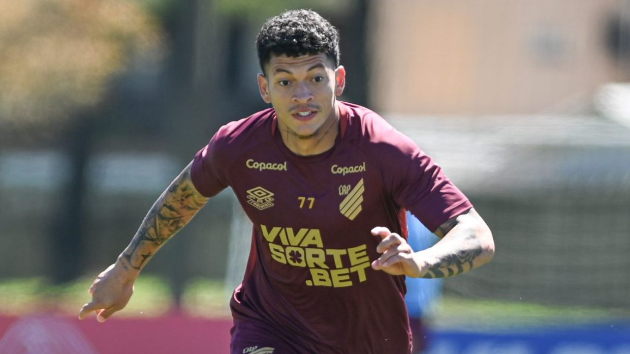Athletico inscreve reforço e mais jogadores do time principal para a Taça FPF