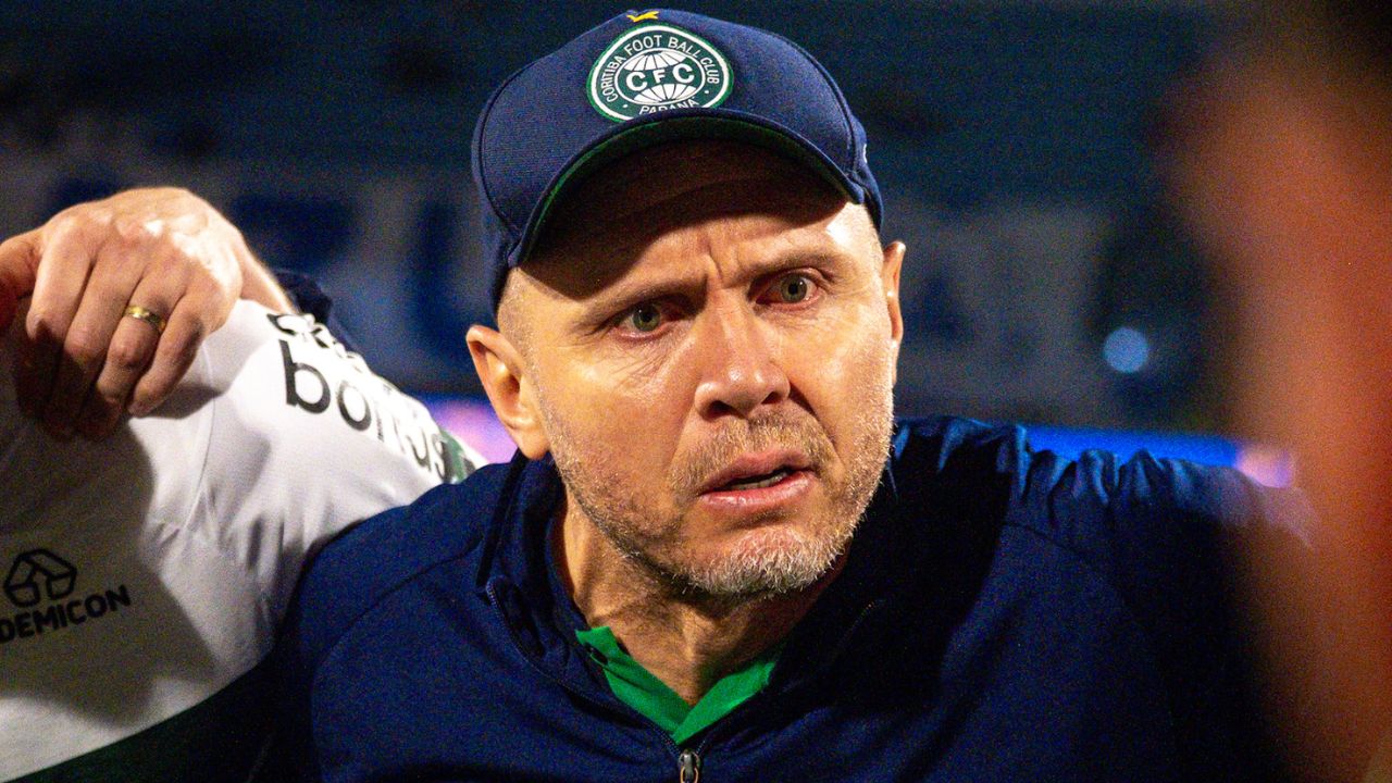 Comentarista do Desimpedidos defende Mozart no Coritiba: “Sabe da Série B”
