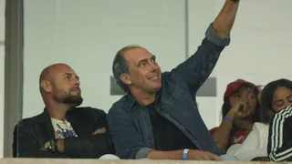 Athletico: Desafeto de Petraglia, ídolo Paulo Baier tem nome gritado em vexame