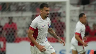 Após lesão, volante volta ao Paraná e vira peça-chave em recuperação