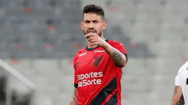 Athletico recusa oferta do Grêmio por defensor