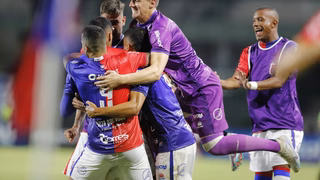 No Couto, Paraná repete bom público e emenda segunda vitória seguida