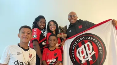 “Erick FC”: com família na arquibancada, volante do Athletico terá torcida especial no Mineirão