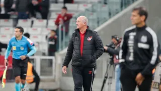 Felipão muda o meio-campo do Athletico contra o Juventude
