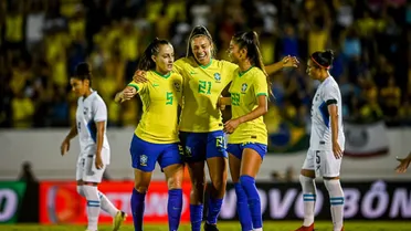 Seleção brasileira feminina fecha temporada com goleada sobre a Nicarágua