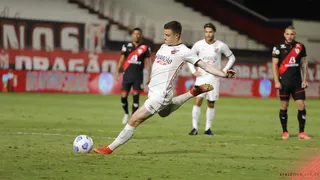Sem trauma, o Furacão segue na Copa do Brasil