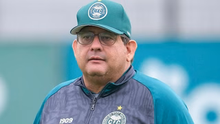 AO VIVO: Confira a coletiva de imprensa de Guto Ferreira no Coritiba