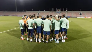 Seleção faz treino fechado, e Tite trabalha em alternativas a Neymar