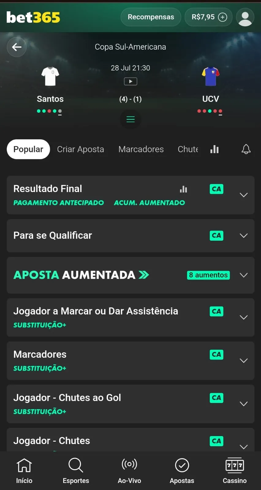Print da página de mercados de uma partida de futebol com a oferta de Aposta Aumentada indicada.