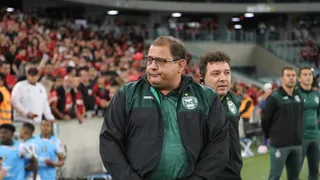 Guto admite derrota amarga e alerta: “Se nos entregarmos, vamos para vala”