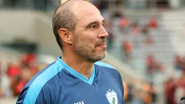 Allan Aal rebate fala e cutuca técnico do Athletico após jogo histórico do Londrina