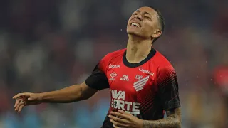 Athletico só acabará com drama com sequência positiva e Coritiba enfrenta crise com promessa