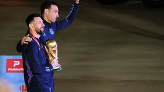 Scaloni espera que Messi jogue a Copa do Mundo de 2026 “pelo bem do futebol”
