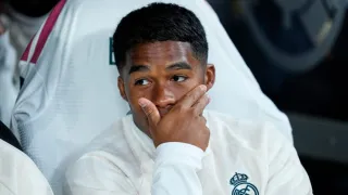Endrick cogita deixar o Real Madrid e recebe recado de Mourinho, diz jornal