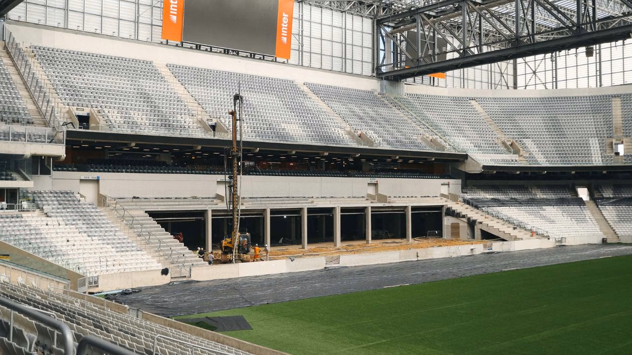 athletico-arquibancada-retratil-obras