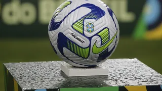 CBF decide adiar apenas jogos dos clubes gaúchos; Athletico x Ypiranga é afetado