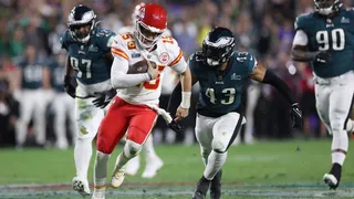 Kansas City Chiefs supera o Philadelphia Eagles e conquista o Super Bowl