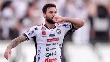 Alvo de Fortaleza e Goiás, destaque do Operário renova contrato