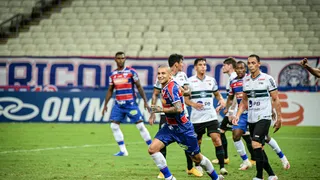 Coritiba perde para o Fortaleza e vê rebaixamento cada vez mais perto