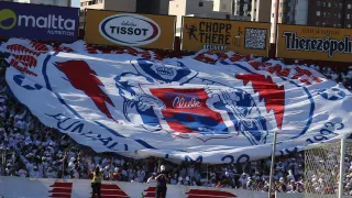 Ingresso a R$ 30: Paraná Clube prepara Vila para alcançar marca histórica