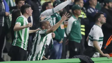 Torcida do Coritiba “invade” redes da Treecorp em protesto