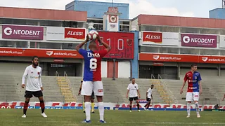 Paraná fecha Série C e repete aproveitamento ruim na Vila Capanema
